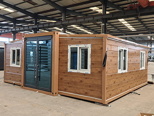 Expandable House